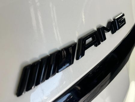 2019-Mercedes-AMG-C-Class-C43-AMG-4Matic_11
