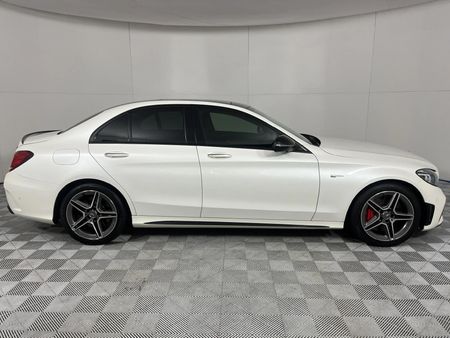 2019-Mercedes-AMG-C-Class-C43-AMG-4Matic_18