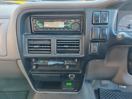 2000-Isuzu-Frontier-280-DT-LX_7