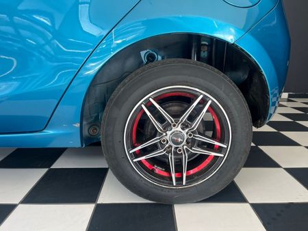 2012-Mazda-2-13-Active-5-dr_11