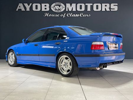 1998-BMW-M3-Sedan_4