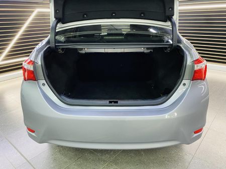 2020-Toyota-Corolla-Quest-18-Auto_9