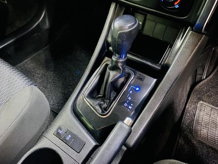 2020-Toyota-Corolla-Quest-18-Auto_17