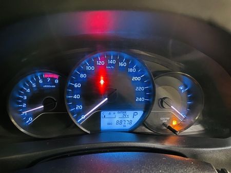 2020-Toyota-Corolla-Quest-18-Auto_19