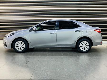 2020-Toyota-Corolla-Quest-18-Auto_5
