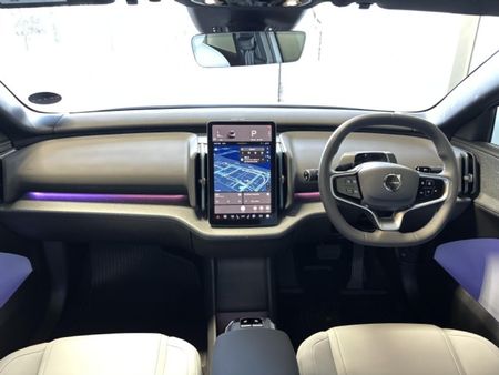 2026-Volvo-EX30-Ultra-Twin-Motor-Performance_7