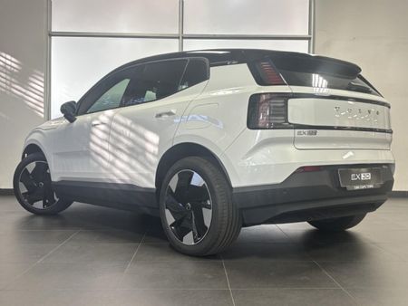 2026-Volvo-EX30-Plus-Single-Motor-Extended-Range_3