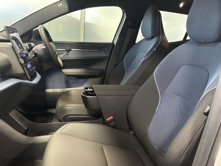 2026-Volvo-EX30-Plus-Single-Motor-Extended-Range_5