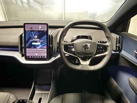 2026-Volvo-EX30-Plus-Single-Motor-Extended-Range_8