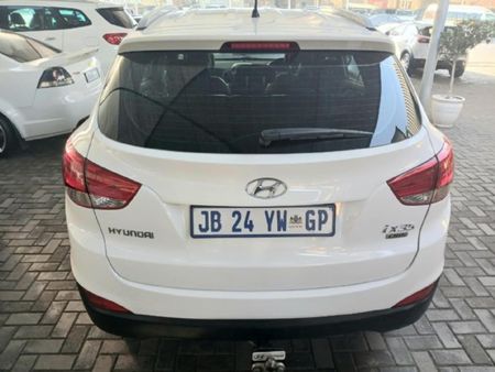 2013-Hyundai-ix35-R20-CRDi-GLS-Executive_3