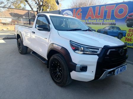 2017-Toyota-Hilux-24-GD-6-Raised-Body-SRX-Single-Cab_0