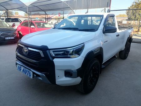 2017-Toyota-Hilux-24-GD-6-Raised-Body-SRX-Single-Cab_2