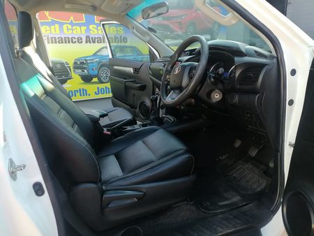 2017-Toyota-Hilux-24-GD-6-Raised-Body-SRX-Single-Cab_7