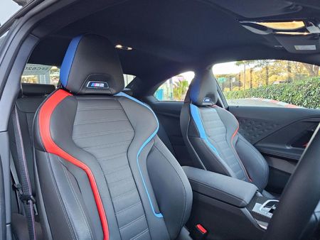 2024-BMW-M2-M-DCT_7