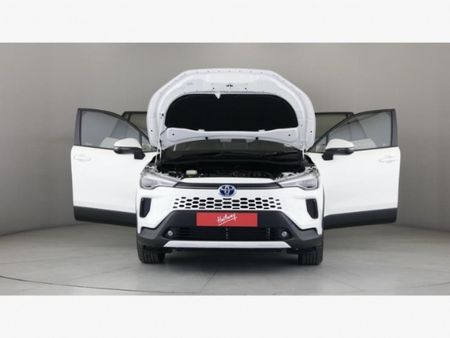 2025-Toyota-Corolla-Cross-18-XS-Hybrid_10