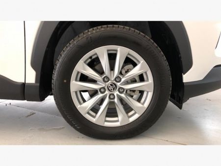 2025-Toyota-Corolla-Cross-18-XS-Hybrid_23