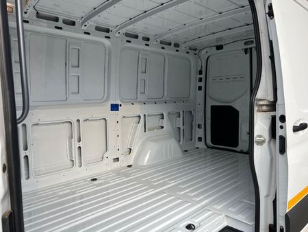 2025-Mercedes-Benz-Sprinter-311-20-CDI-FC-PV_9