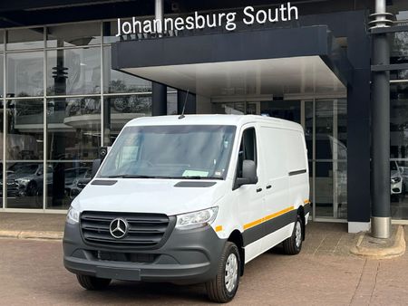 2025-Mercedes-Benz-Sprinter-311-20-CDI-FC-PV_2