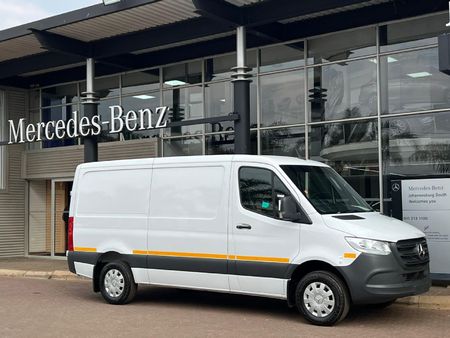 2025-Mercedes-Benz-Sprinter-311-20-CDI-FC-PV_4