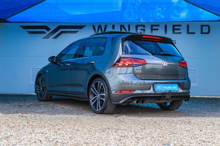 2018-Volkswagen-Golf-VII-GTD-20-TDI-Auto_3