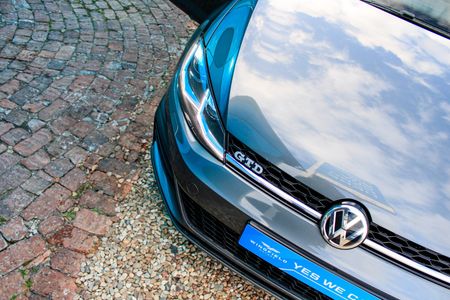 2018-Volkswagen-Golf-VII-GTD-20-TDI-Auto_6