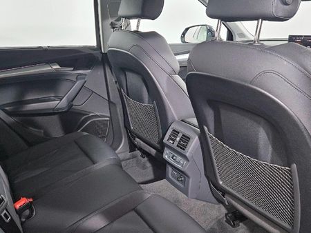 2025-Audi-Q5-quattro-Auto-Black-Edition-40-TDI_7