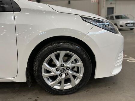 2023-Toyota-Corolla-Quest-18-Exclusive-Auto_8