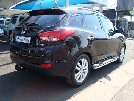 2012-Hyundai-ix35-20-GLS-Executive_3
