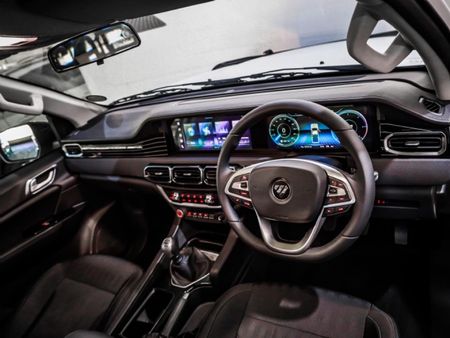 2025-Foton-Tunland-20T-G7-Workhorse-Single-Cab_17
