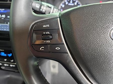 2020-Hyundai-i20-14-Fluid-Auto_14