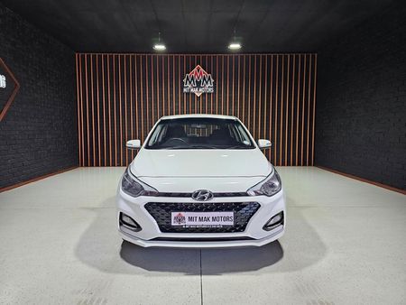 2020-Hyundai-i20-14-Fluid-Auto_1