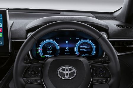 2025-Toyota-Corolla-Cross-18-XR_1