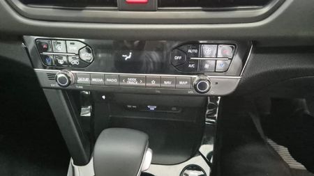 2025-Kia-Seltos-15-CRDi-EX_15