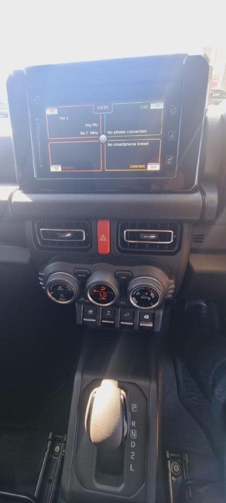 2026-Suzuki-Jimny-15-GLX-Auto_7