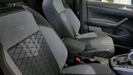 2026-Volkswagen-Taigo-10-TSI-R-Line-Auto_11