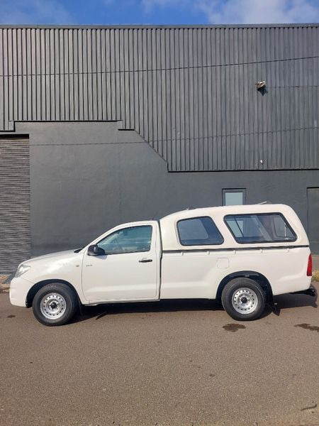2010-Toyota-Hilux-Canopy_3