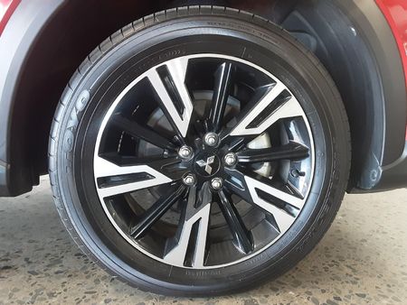 2025-Mitsubishi-Eclipse-Cross-15T-GLS-Auto_15