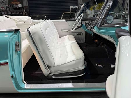 1957-Buick-Roadmaster-Convertible_16