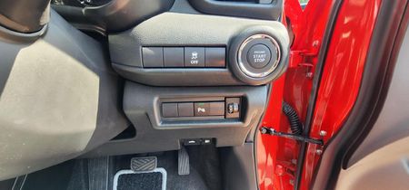 2026-Suzuki-Swift-12-GLX-Auto_12