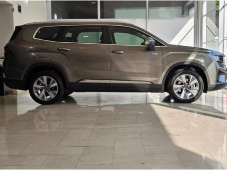 2023-Proton-X90-15T-Executive-Auto_2
