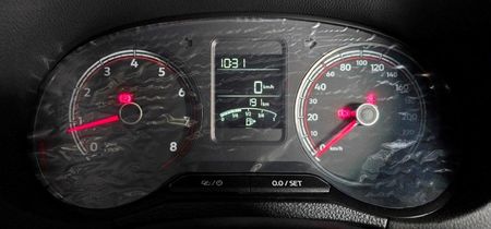 2025-Volkswagen-Polo-Vivo-14_11