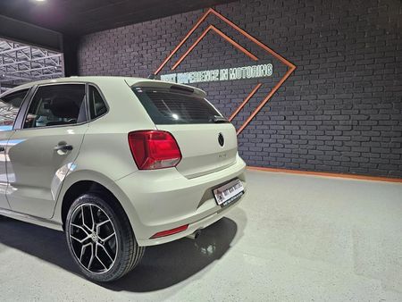 2025-Volkswagen-Polo-Vivo-14_26