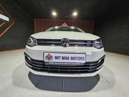 2025-Volkswagen-Polo-Vivo-14_4