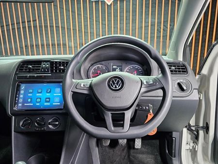2025-Volkswagen-Polo-Vivo-14_8
