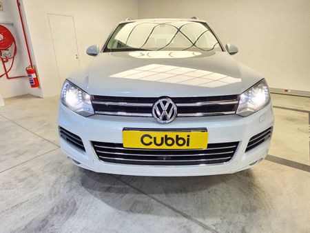 2013-Volkswagen-Touareg-30-V6-TDI-Auto-Bluemotion-180kW_1