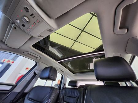2013-Volkswagen-Touareg-30-V6-TDI-Auto-Bluemotion-180kW_29