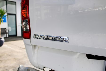2008-Toyota-Hilux-30-D-4D-Raider-Double-Cab_10