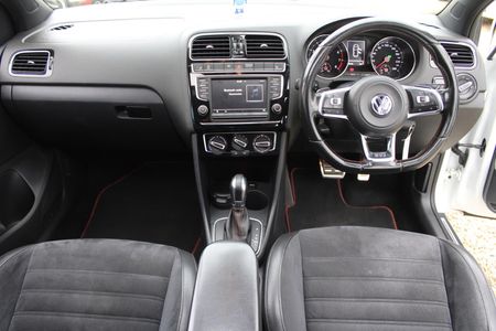 2015-Volkswagen-Polo-GTI-18-TSI-Auto_13