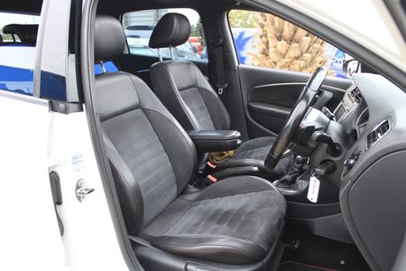 2015-Volkswagen-Polo-GTI-18-TSI-Auto_16