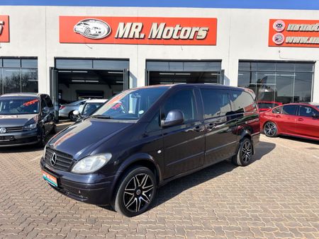 2005-Mercedes-Benz-Vito-115-CDI-CrewBus_0